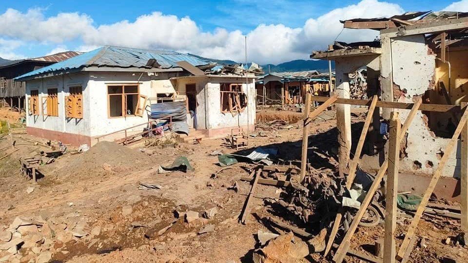 Homes destroyed by air attack in Lumte Village on November 26 (Photo: The Chin World)